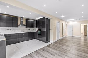 Photo 17- click for photo gallery